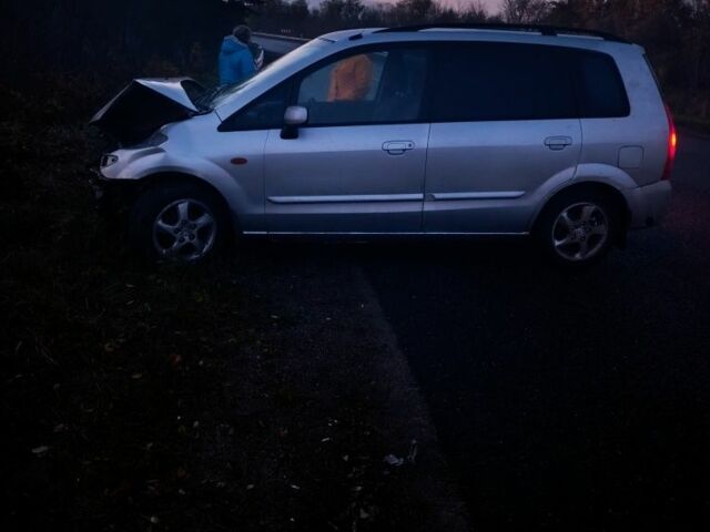 Серый Мазда Премаси, объемом двигателя 1.8 л и пробегом 234 тыс. км за 1800 $, фото 4 на Automoto.ua