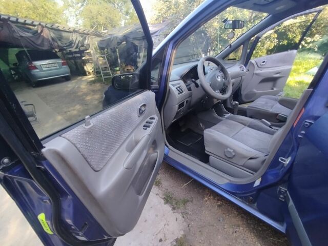 Синий Мазда Премаси, объемом двигателя 1.8 л и пробегом 309 тыс. км за 3000 $, фото 7 на Automoto.ua