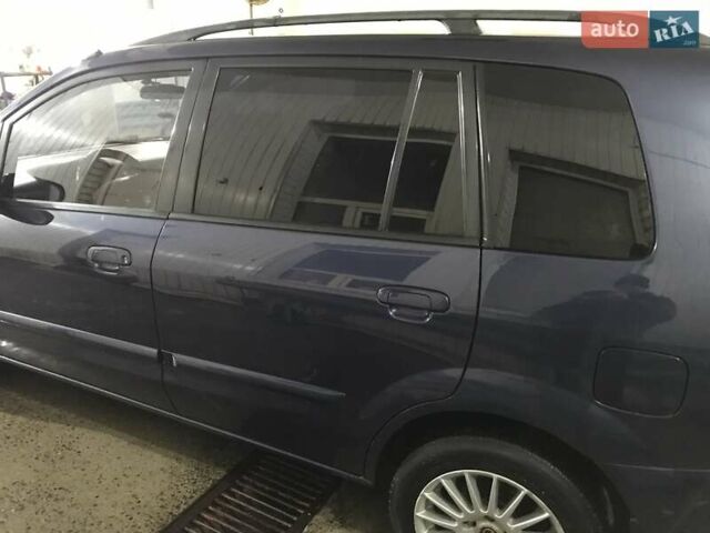 Мазда Премаси 2001 в Харькове на Automoto.ua Синий Мазда Премаси, объемом двигателя 1.8 л и пробегом 282 тыс. км за 4052 $, фото 2 на Automoto.ua