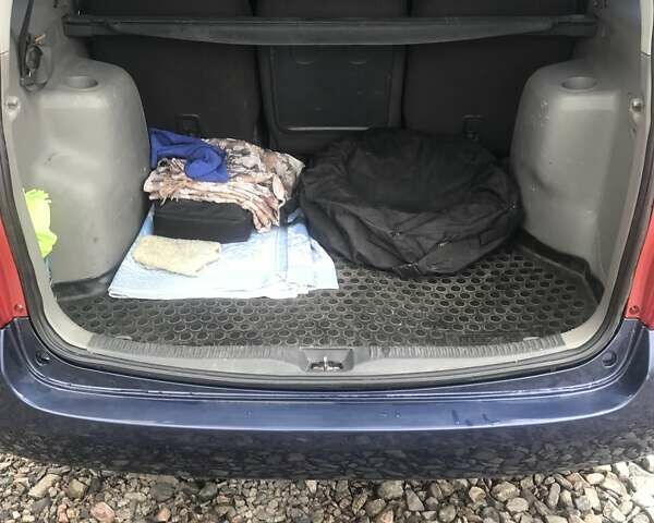 Мазда Премаси 2001 в Харькове на Automoto.ua Синий Мазда Премаси, объемом двигателя 1.8 л и пробегом 282 тыс. км за 4052 $, фото 4 на Automoto.ua