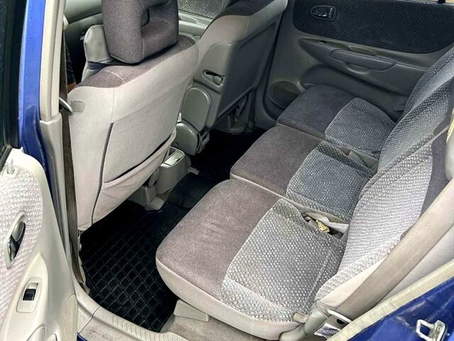 Синій Мазда Премасі, об'ємом двигуна 1.8 л та пробігом 247 тис. км за 2600 $, фото 8 на Automoto.ua