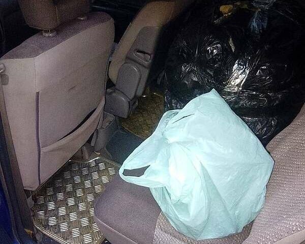 Синій Мазда Премасі, об'ємом двигуна 1.8 л та пробігом 380 тис. км за 3500 $, фото 4 на Automoto.ua