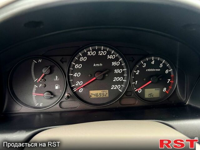 Синій Мазда Премасі, об'ємом двигуна 1.8 л та пробігом 247 тис. км за 2600 $, фото 4 на Automoto.ua