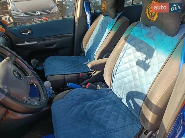 Синій Мазда Премасі, об'ємом двигуна 1.8 л та пробігом 245 тис. км за 4240 $, фото 16 на Automoto.ua