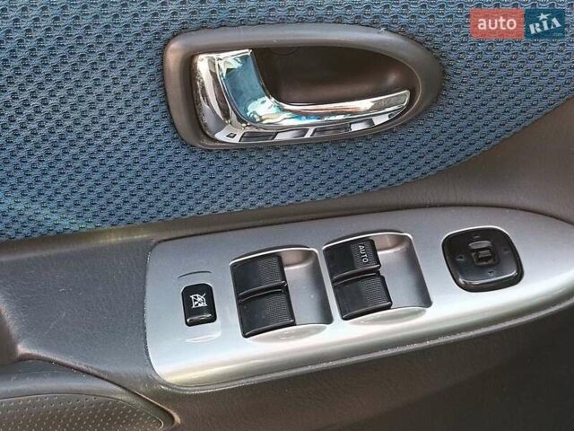 Синій Мазда Премасі, об'ємом двигуна 1.8 л та пробігом 245 тис. км за 4240 $, фото 8 на Automoto.ua