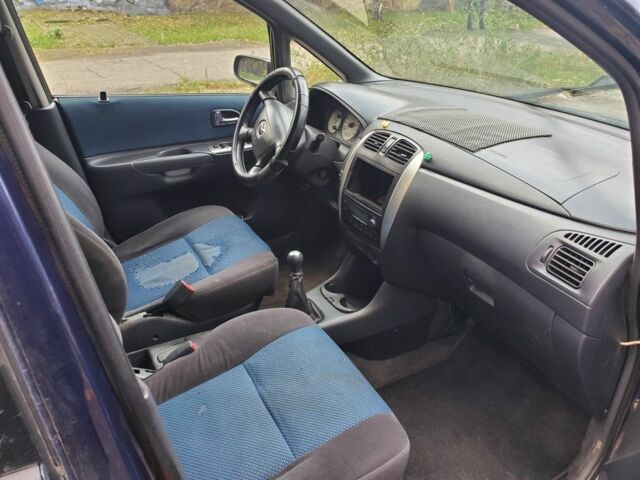 Синий Мазда Премаси, объемом двигателя 2 л и пробегом 338 тыс. км за 900 $, фото 2 на Automoto.ua