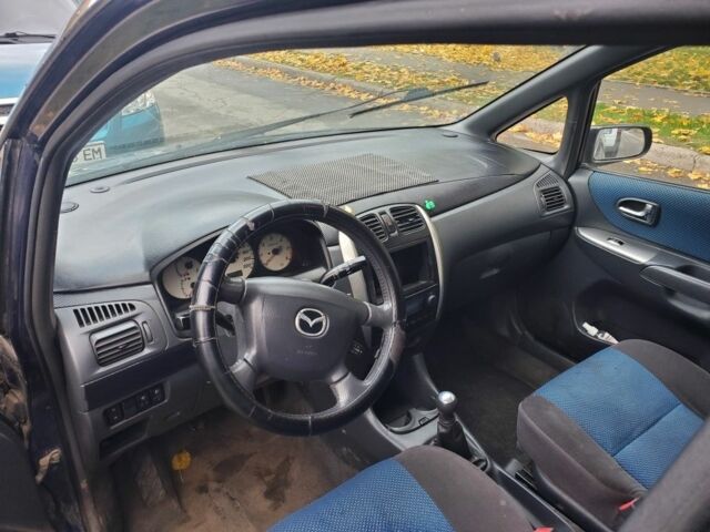 Синий Мазда Премаси, объемом двигателя 2 л и пробегом 338 тыс. км за 900 $, фото 4 на Automoto.ua