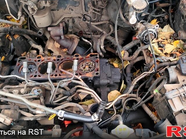 Зелений Мазда Премасі, об'ємом двигуна 2 л та пробігом 0 тис. км за 1200 $, фото 4 на Automoto.ua