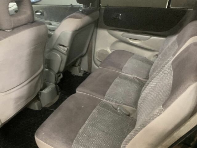 Зеленый Мазда Премаси, объемом двигателя 2 л и пробегом 250 тыс. км за 900 $, фото 6 на Automoto.ua