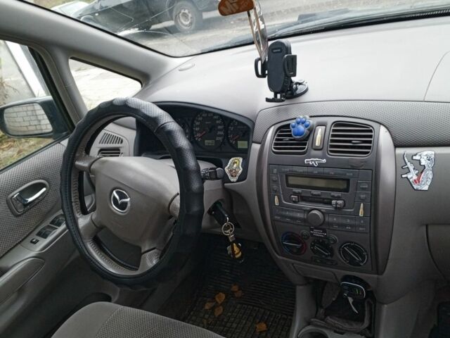 Зеленый Мазда Премаси, объемом двигателя 2 л и пробегом 87 тыс. км за 1750 $, фото 7 на Automoto.ua