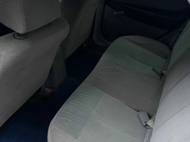 Синий Мазда Протеж, объемом двигателя 2 л и пробегом 220 тыс. км за 2300 $, фото 5 на Automoto.ua