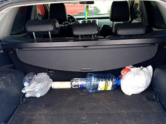 Чорний Мазда РХ-7, об'ємом двигуна 2.3 л та пробігом 324 тис. км за 5250 $, фото 4 на Automoto.ua