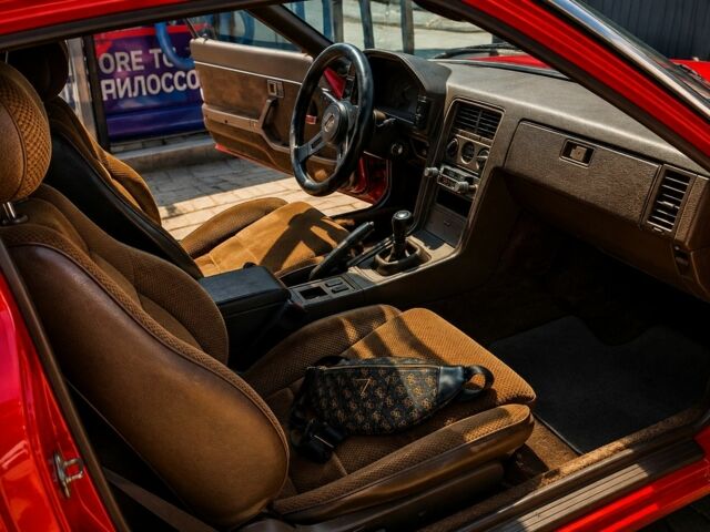 Красный Мазда РХ-7, объемом двигателя 1.8 л и пробегом 90 тыс. км за 10003 $, фото 3 на Automoto.ua