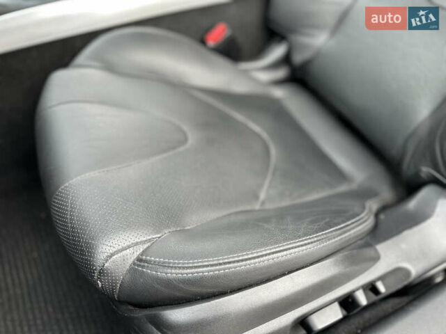 Черный Мазда РХ-8, объемом двигателя 1.31 л и пробегом 94 тыс. км за 7900 $, фото 37 на Automoto.ua