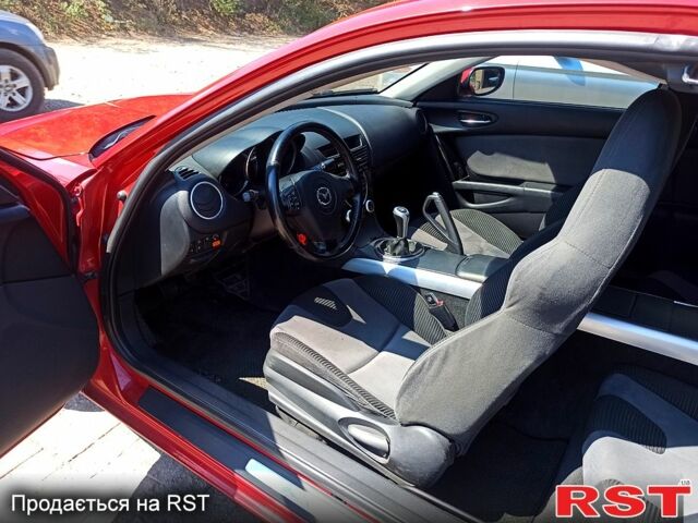 Красный Мазда РХ-8, объемом двигателя 2.5 л и пробегом 170 тыс. км за 5500 $, фото 6 на Automoto.ua