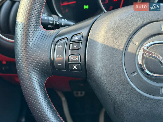 Красный Мазда РХ-8, объемом двигателя 1.3 л и пробегом 110 тыс. км за 6200 $, фото 16 на Automoto.ua