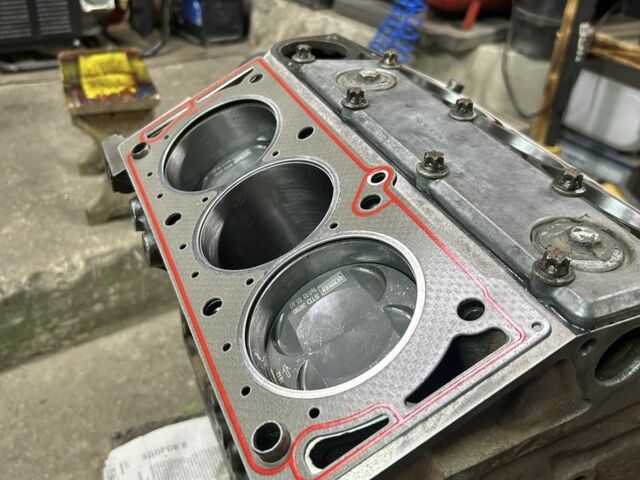 Червоний Мазда РХ-8, об'ємом двигуна 3 л та пробігом 98 тис. км за 8000 $, фото 20 на Automoto.ua