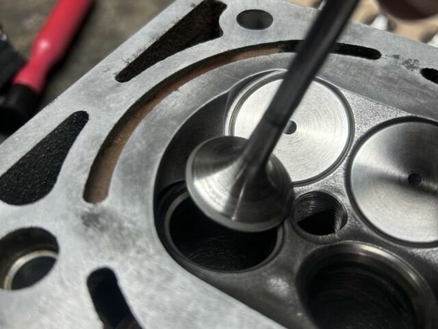 Червоний Мазда РХ-8, об'ємом двигуна 3 л та пробігом 98 тис. км за 8000 $, фото 21 на Automoto.ua