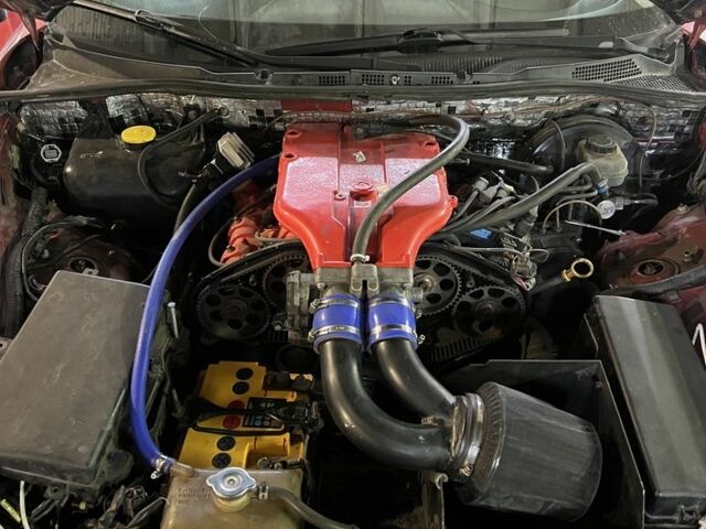 Красный Мазда РХ-8, объемом двигателя 2.6 л и пробегом 57 тыс. км за 6000 $, фото 2 на Automoto.ua