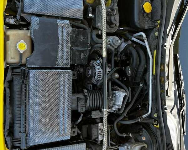 Жовтий Мазда РХ-8, об'ємом двигуна 1.31 л та пробігом 131 тис. км за 5000 $, фото 1 на Automoto.ua