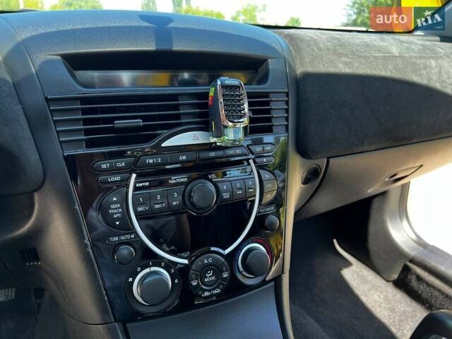 Жовтий Мазда РХ-8, об'ємом двигуна 1.31 л та пробігом 131 тис. км за 5000 $, фото 19 на Automoto.ua