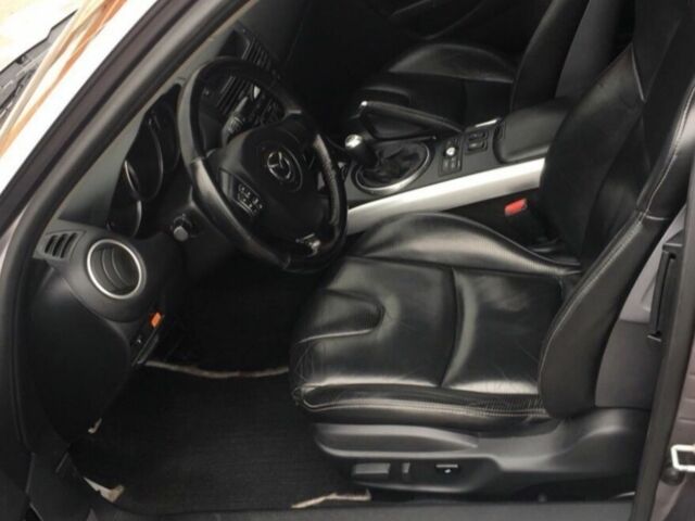 Серый Мазда РХ-8, объемом двигателя 0 л и пробегом 1 тыс. км за 6700 $, фото 4 на Automoto.ua