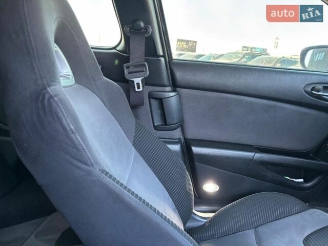 Серый Мазда РХ-8, объемом двигателя 1.3 л и пробегом 215 тыс. км за 5490 $, фото 24 на Automoto.ua