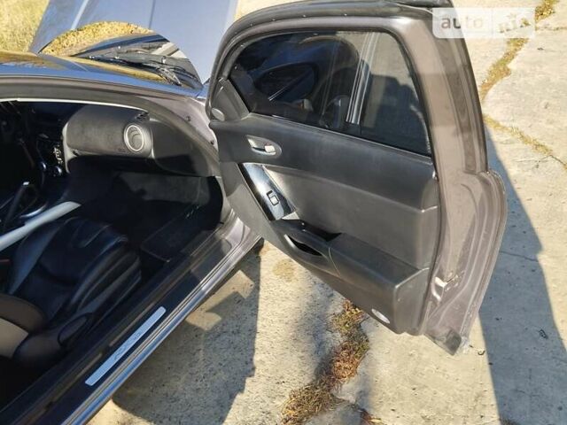 Серый Мазда РХ-8, объемом двигателя 2.5 л и пробегом 205 тыс. км за 7800 $, фото 28 на Automoto.ua