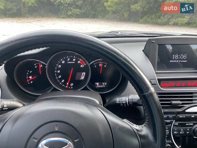 Серый Мазда РХ-8, объемом двигателя 2.5 л и пробегом 206 тыс. км за 7800 $, фото 26 на Automoto.ua