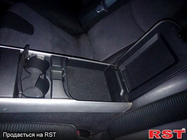 Серый Мазда РХ-8, объемом двигателя 1.3 л и пробегом 120 тыс. км за 2600 $, фото 4 на Automoto.ua