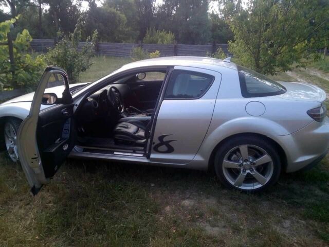 Сірий Мазда РХ-8, об'ємом двигуна 1.3 л та пробігом 110 тис. км за 5900 $, фото 2 на Automoto.ua