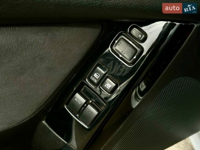 Сірий Мазда РХ-8, об'ємом двигуна 3 л та пробігом 28 тис. км за 6800 $, фото 23 на Automoto.ua