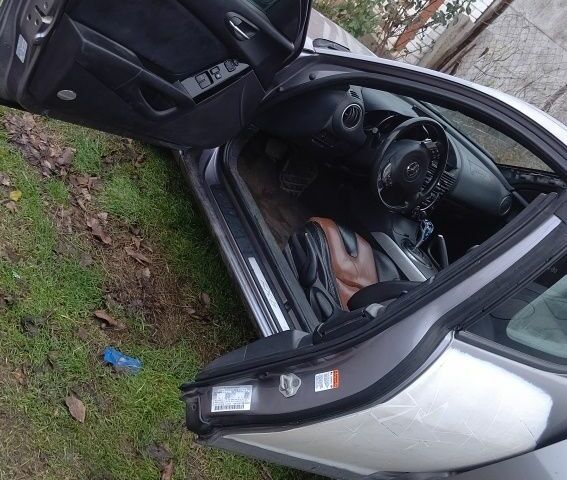 Серый Мазда РХ-8, объемом двигателя 1.6 л и пробегом 103 тыс. км за 3500 $, фото 5 на Automoto.ua