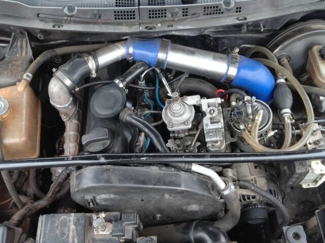 Серый Мазда РХ-8, объемом двигателя 1.6 л и пробегом 103 тыс. км за 3500 $, фото 7 на Automoto.ua