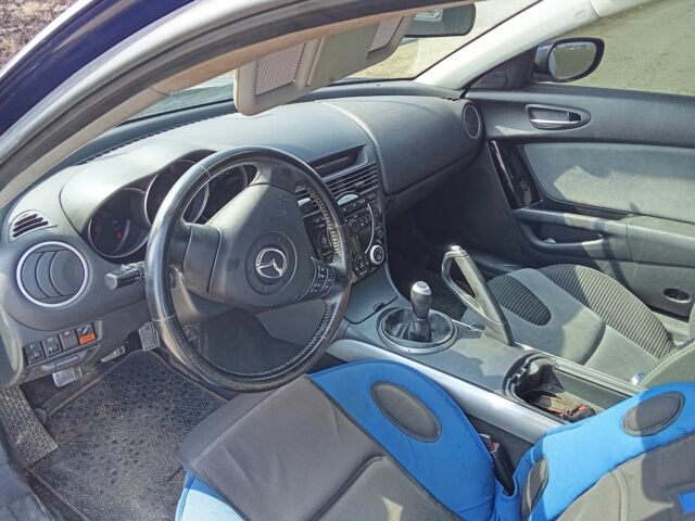 Синий Мазда РХ-8, объемом двигателя 3 л и пробегом 141 тыс. км за 5641 $, фото 4 на Automoto.ua