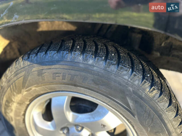 Черный Мазда Трибьют, объемом двигателя 2 л и пробегом 267 тыс. км за 4999 $, фото 20 на Automoto.ua