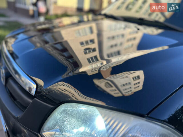 Черный Мазда Трибьют, объемом двигателя 2 л и пробегом 267 тыс. км за 4999 $, фото 8 на Automoto.ua