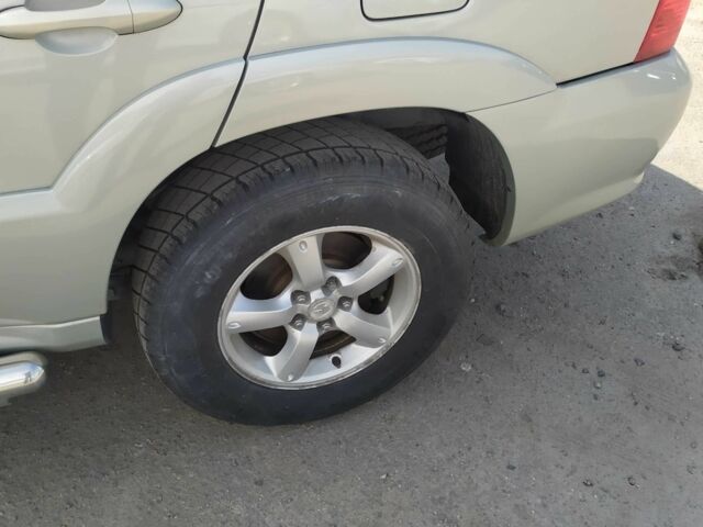 Серый Мазда Трибьют, объемом двигателя 3 л и пробегом 158 тыс. км за 5700 $, фото 6 на Automoto.ua