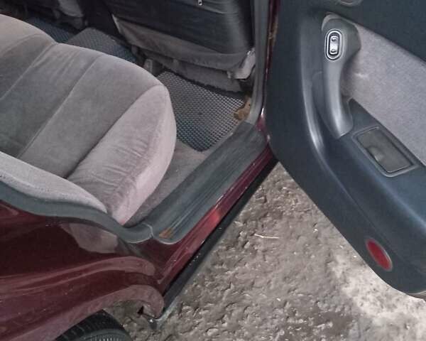 Червоний Мазда Кседос 6, об'ємом двигуна 2 л та пробігом 280 тис. км за 2800 $, фото 6 на Automoto.ua
