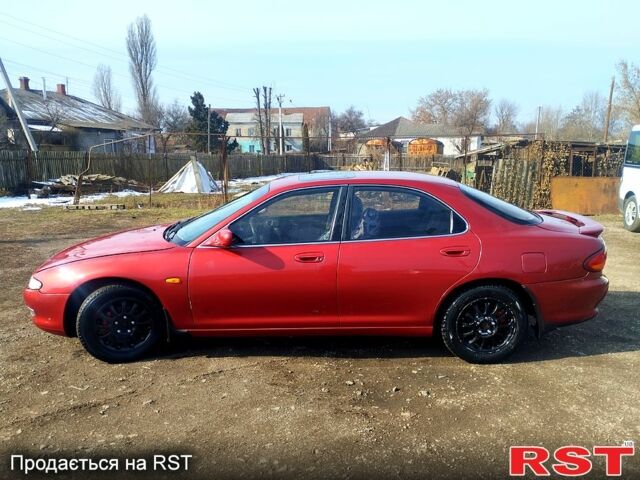 Красный Мазда Кседос 6, объемом двигателя 2 л и пробегом 250 тыс. км за 2100 $, фото 6 на Automoto.ua