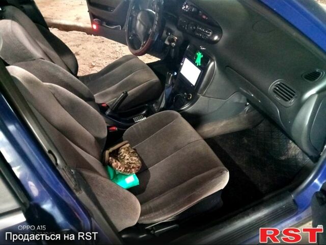 Сірий Мазда Кседос 6, об'ємом двигуна 2 л та пробігом 256 тис. км за 1000 $, фото 6 на Automoto.ua