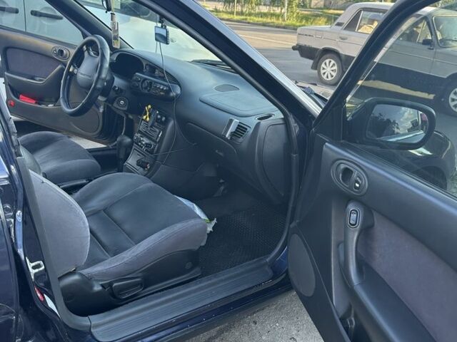 Синій Мазда Кседос 6, об'ємом двигуна 2 л та пробігом 380 тис. км за 1500 $, фото 8 на Automoto.ua