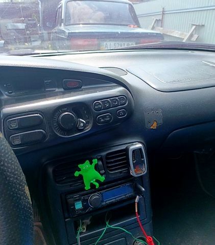 Синій Мазда Кседос 6, об'ємом двигуна 2 л та пробігом 231 тис. км за 1500 $, фото 4 на Automoto.ua
