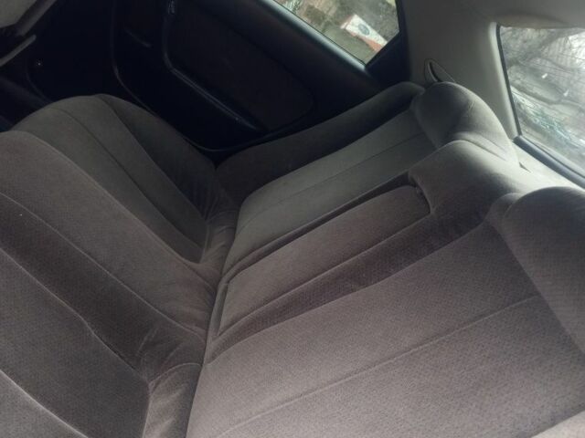 Зелений Мазда Кседос 6, об'ємом двигуна 2 л та пробігом 353 тис. км за 1700 $, фото 12 на Automoto.ua