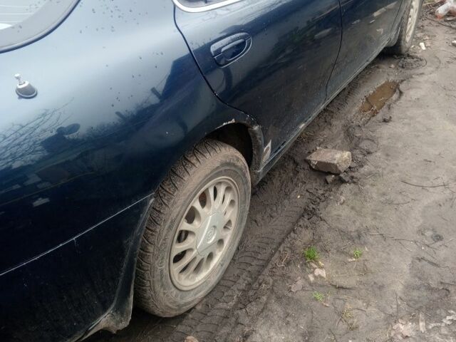 Зелений Мазда Кседос 6, об'ємом двигуна 2 л та пробігом 353 тис. км за 1700 $, фото 3 на Automoto.ua