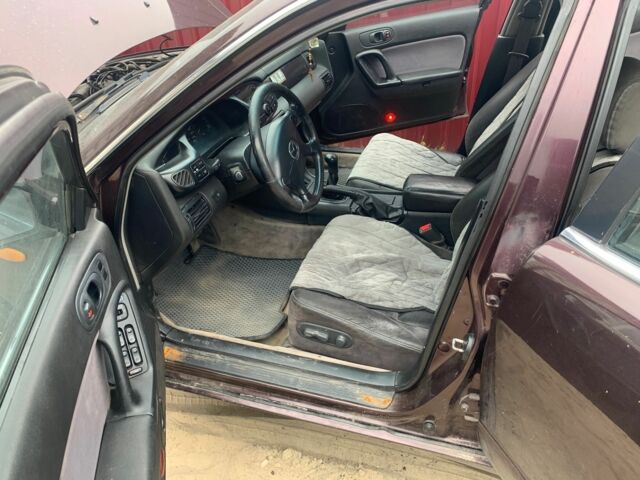 Червоний Мазда Кседос 9, об'ємом двигуна 2 л та пробігом 285 тис. км за 2000 $, фото 7 на Automoto.ua