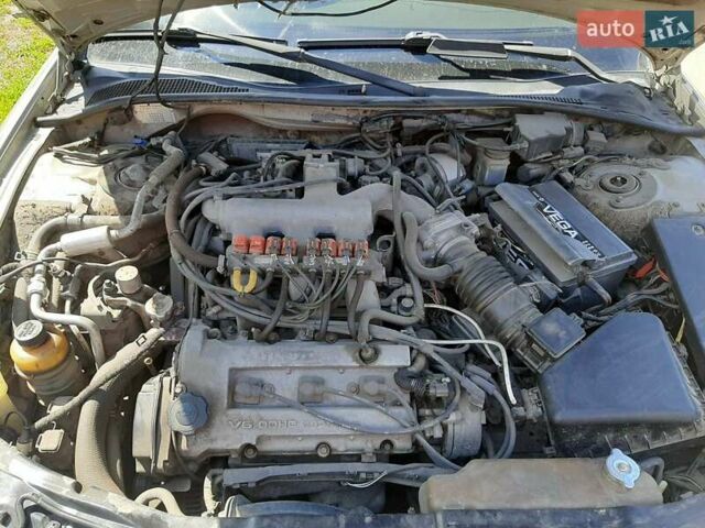 Мазда Кседос 9, объемом двигателя 2.5 л и пробегом 344 тыс. км за 4200 $, фото 11 на Automoto.ua