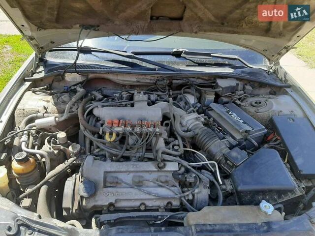 Мазда Кседос 9, объемом двигателя 2.5 л и пробегом 344 тыс. км за 4200 $, фото 9 на Automoto.ua