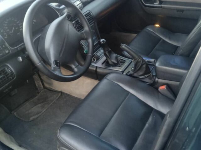 Зеленый Мазда Кседос 9, объемом двигателя 2.5 л и пробегом 1000 тыс. км за 2500 $, фото 4 на Automoto.ua