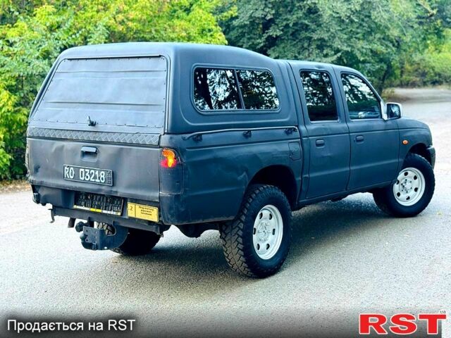 Черный Мазда B 2500, объемом двигателя 2.5 л и пробегом 280 тыс. км за 2950 $, фото 2 на Automoto.ua